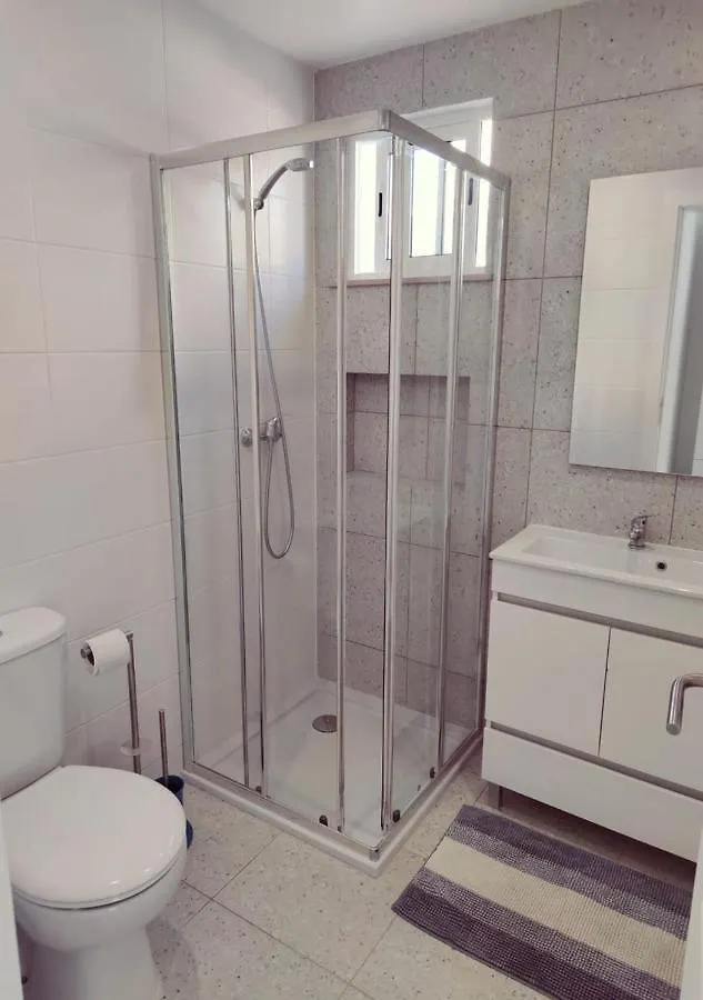 Holiday home Moradia Geminada V0 - Localizacao Central - Privada Quarteira Portugal